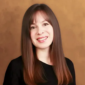 Levina Sunny, author, smiling